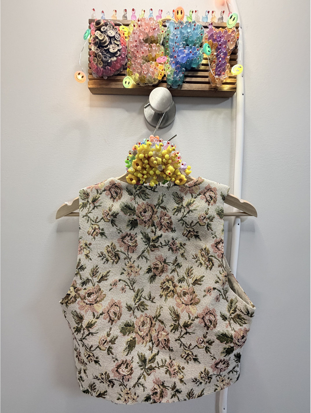 Cider Floral Patterned Women's Vest Size Small - Picture 5 of 7